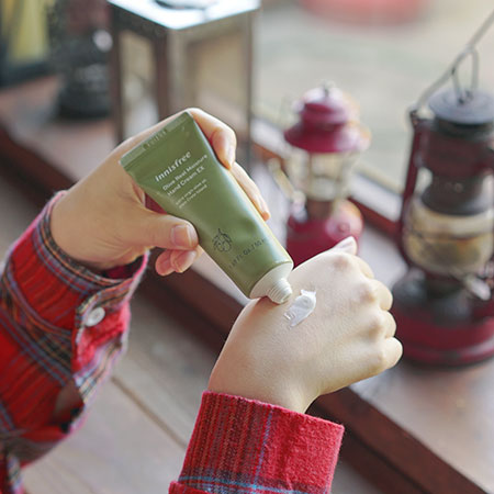 Kem dưỡng da tay hương oliu innisfree Olive Real Moisture Hand Cream EX 50 mL